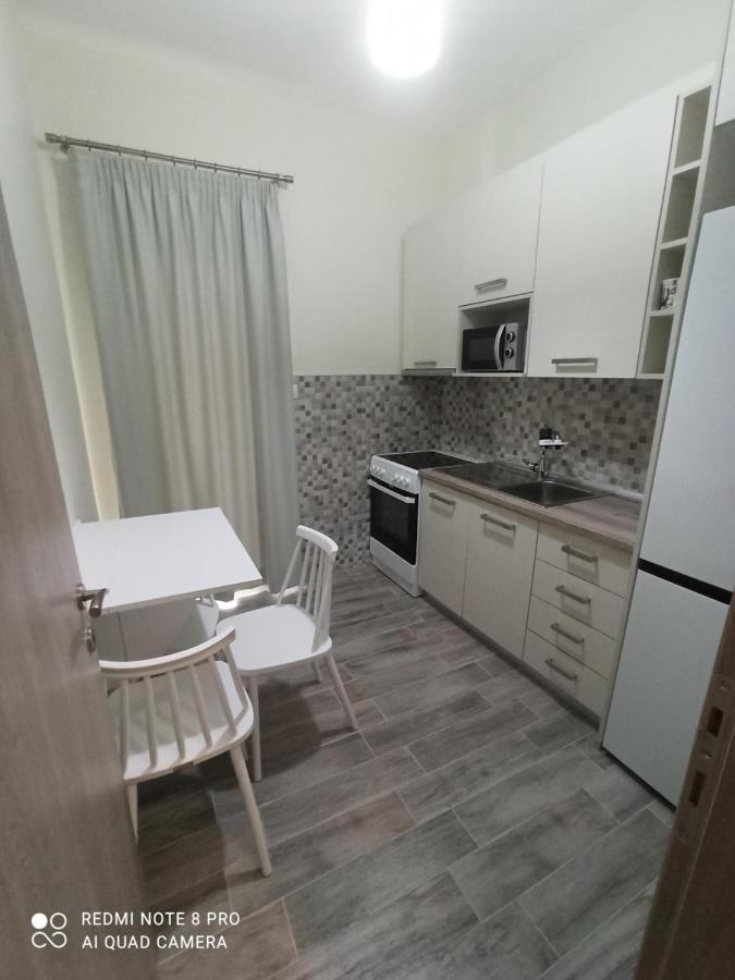 Paralía Hara Apartment In Front Of The Beach מראה חיצוני תמונה