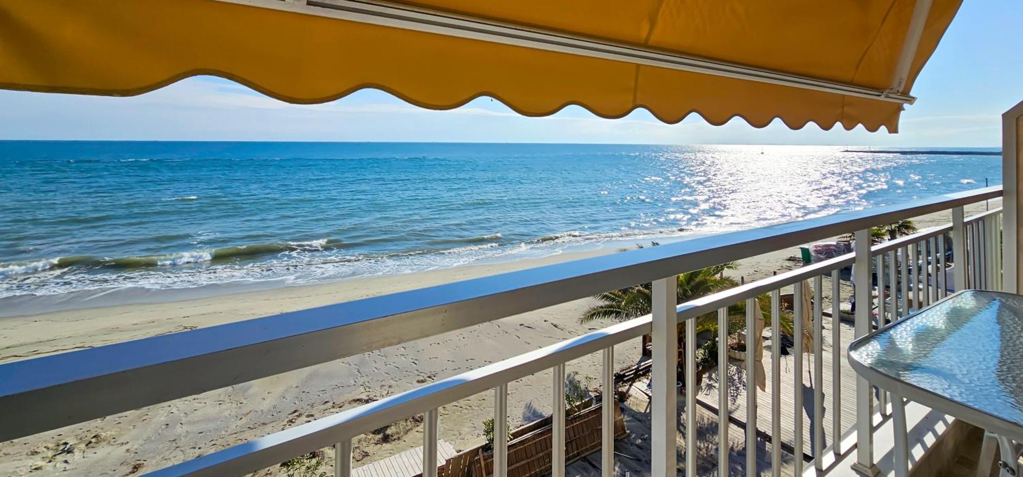Paralía Hara Apartment In Front Of The Beach מראה חיצוני תמונה